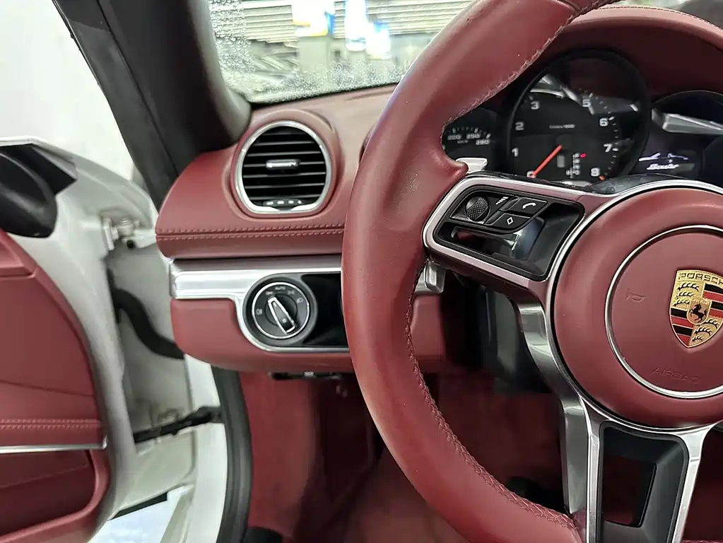 Porsche 718 2016 Boxster 2.0T