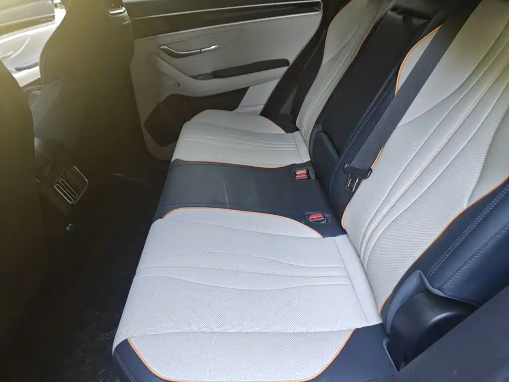BYD PLUS New Energy — миниатюра 13