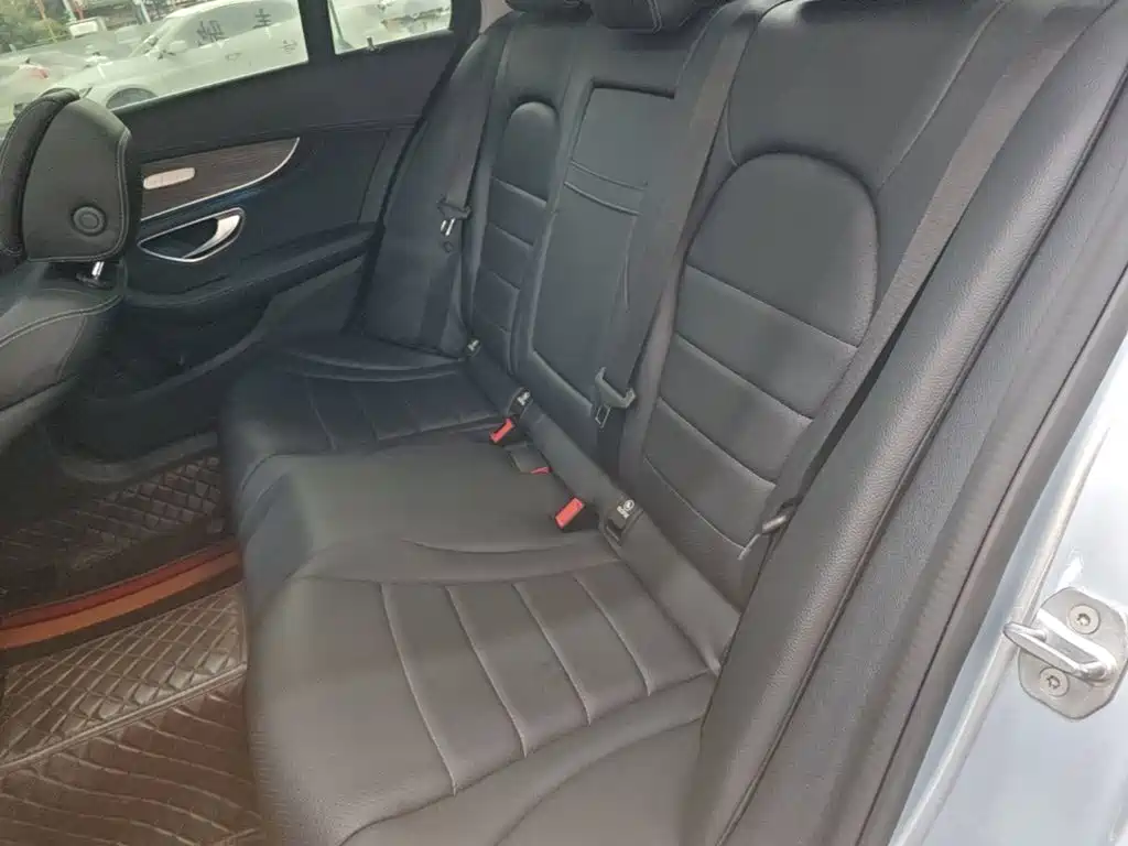Mercedes-Benz C-Class — миниатюра 17