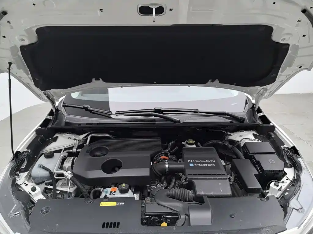 Nissan Sylphy — миниатюра 6