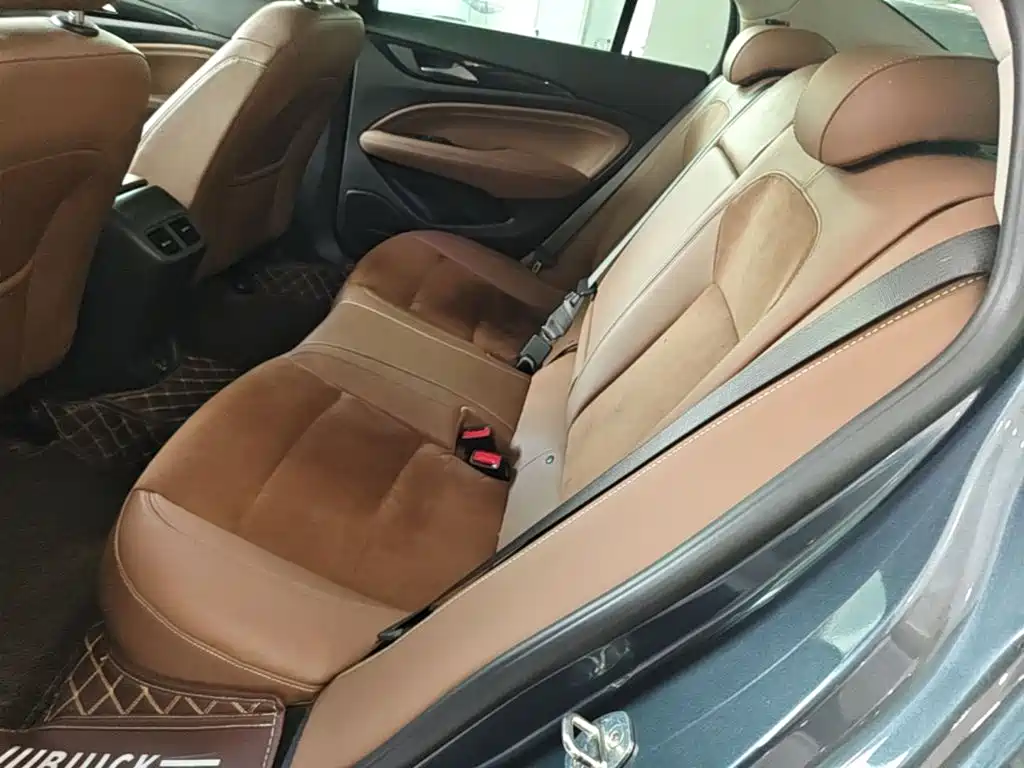 Buick Regal — миниатюра 17