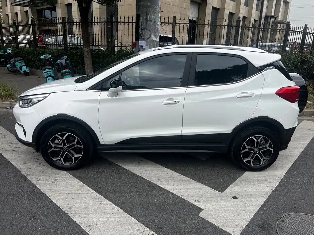 BYD Yuan Pro — миниатюра 3