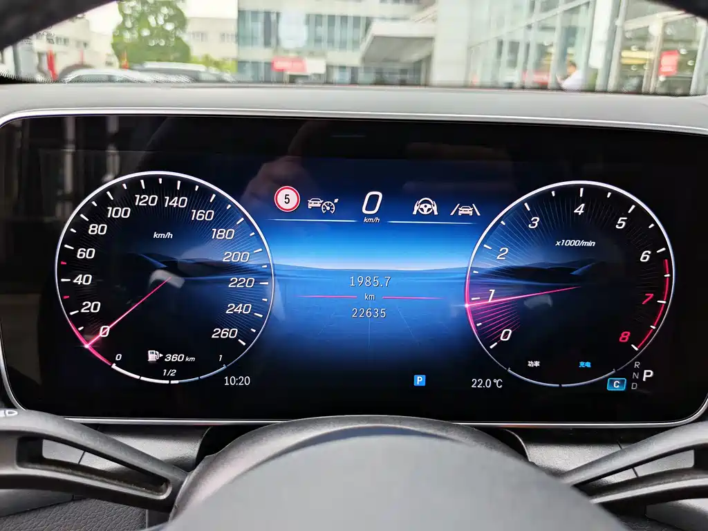 Mercedes-Benz GLC — миниатюра 9