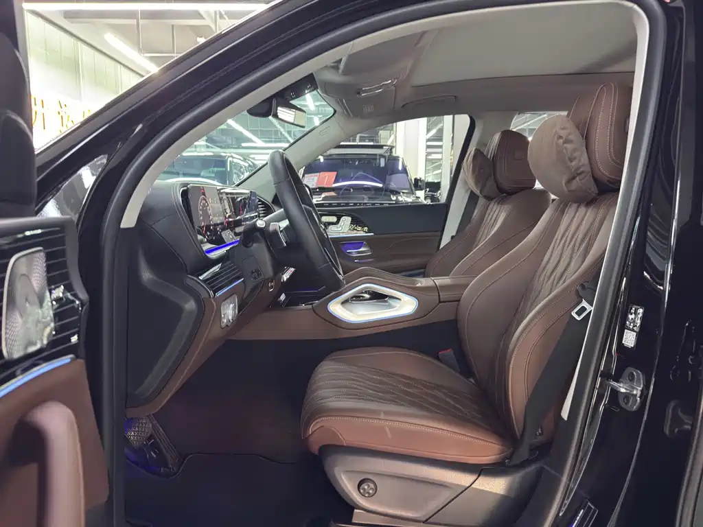Mercedes-Benz GLS — миниатюра 11