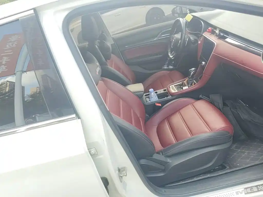 MG MG6 — миниатюра 25