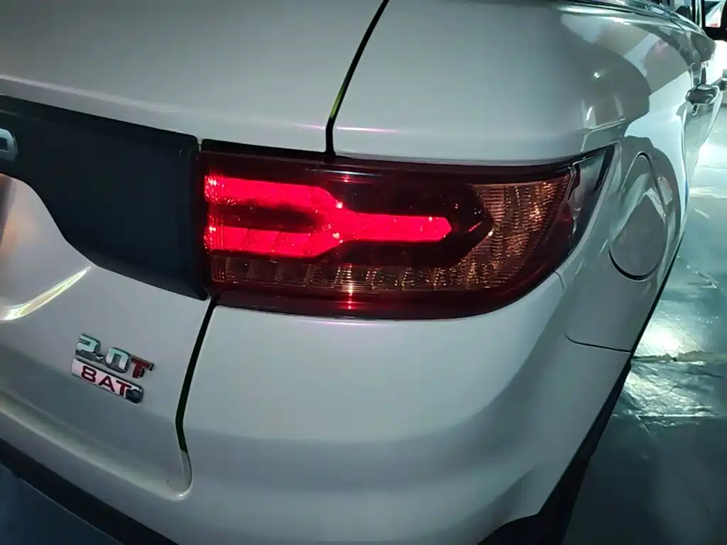 Landwind X7 2015 2.0T Luxury