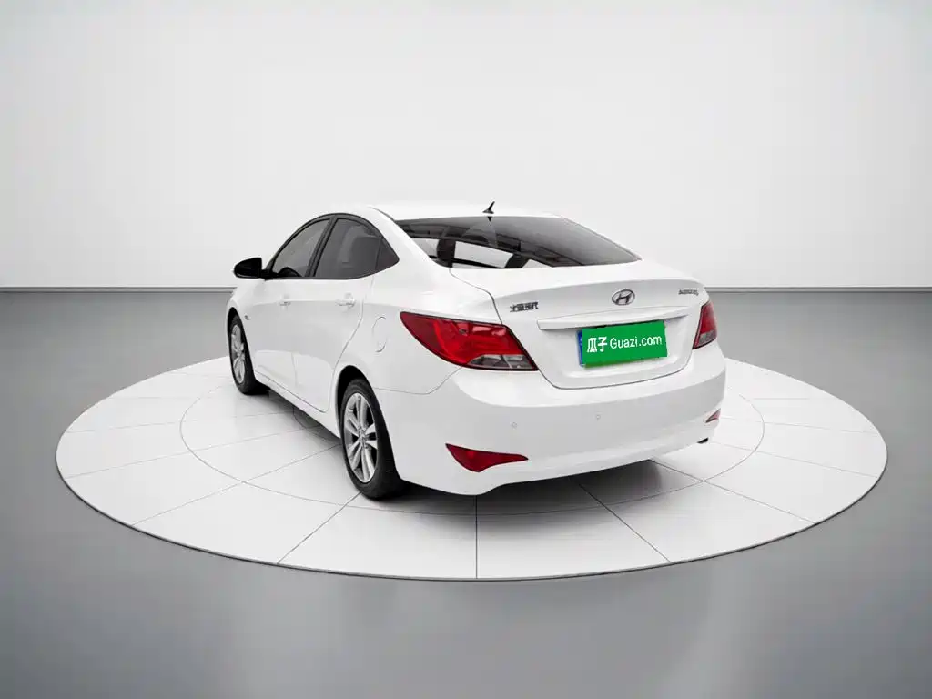 Hyundai Verna — миниатюра 24