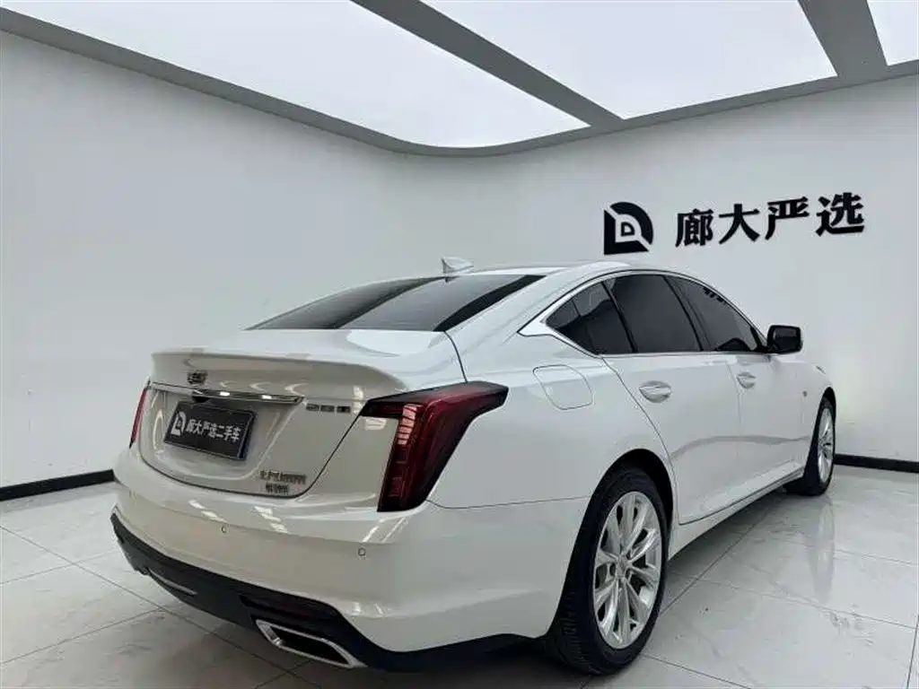 Cadillac CT5 — миниатюра 7