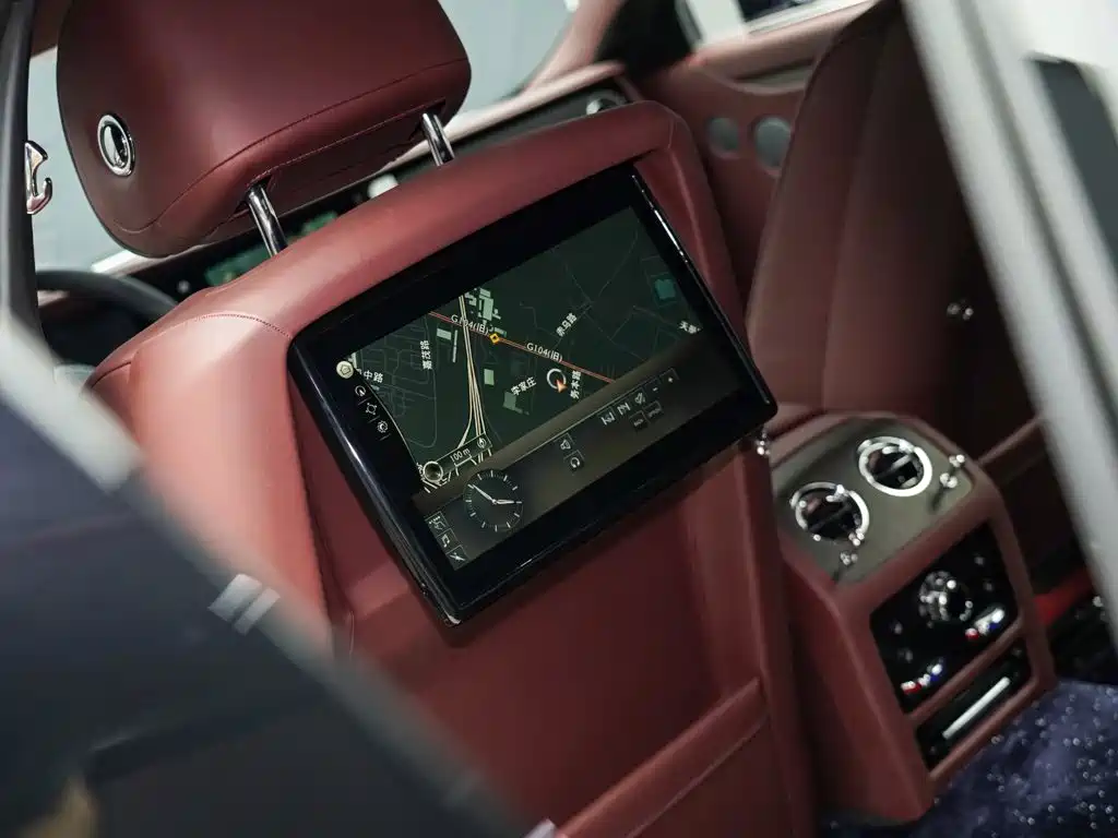 Rolls-Royce Ghost — миниатюра 17