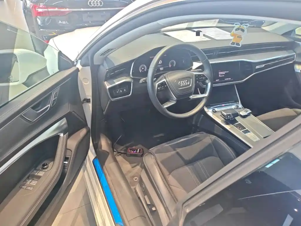 Audi A7L — миниатюра 16