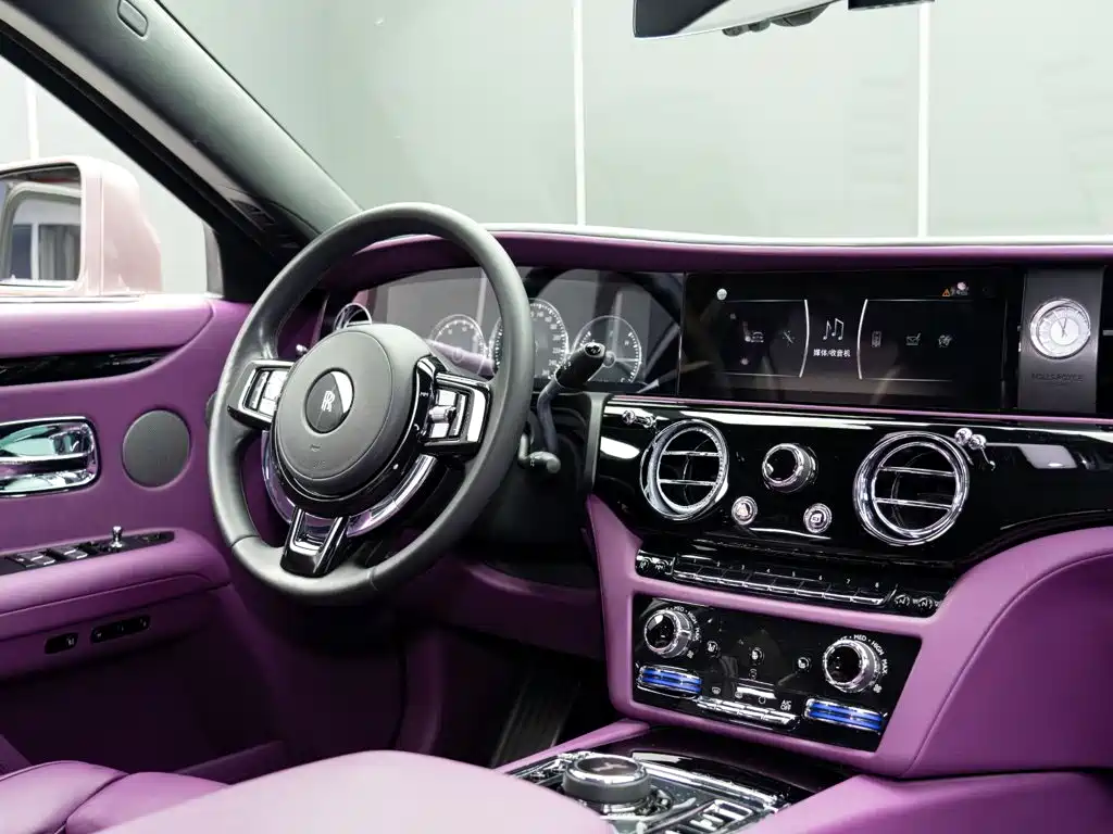Rolls-Royce Ghost — миниатюра 21