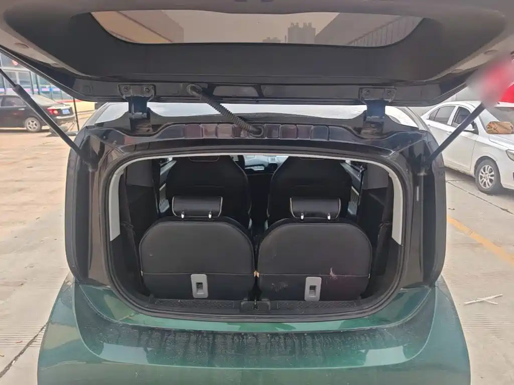 Baojun KiWi EV — миниатюра 19
