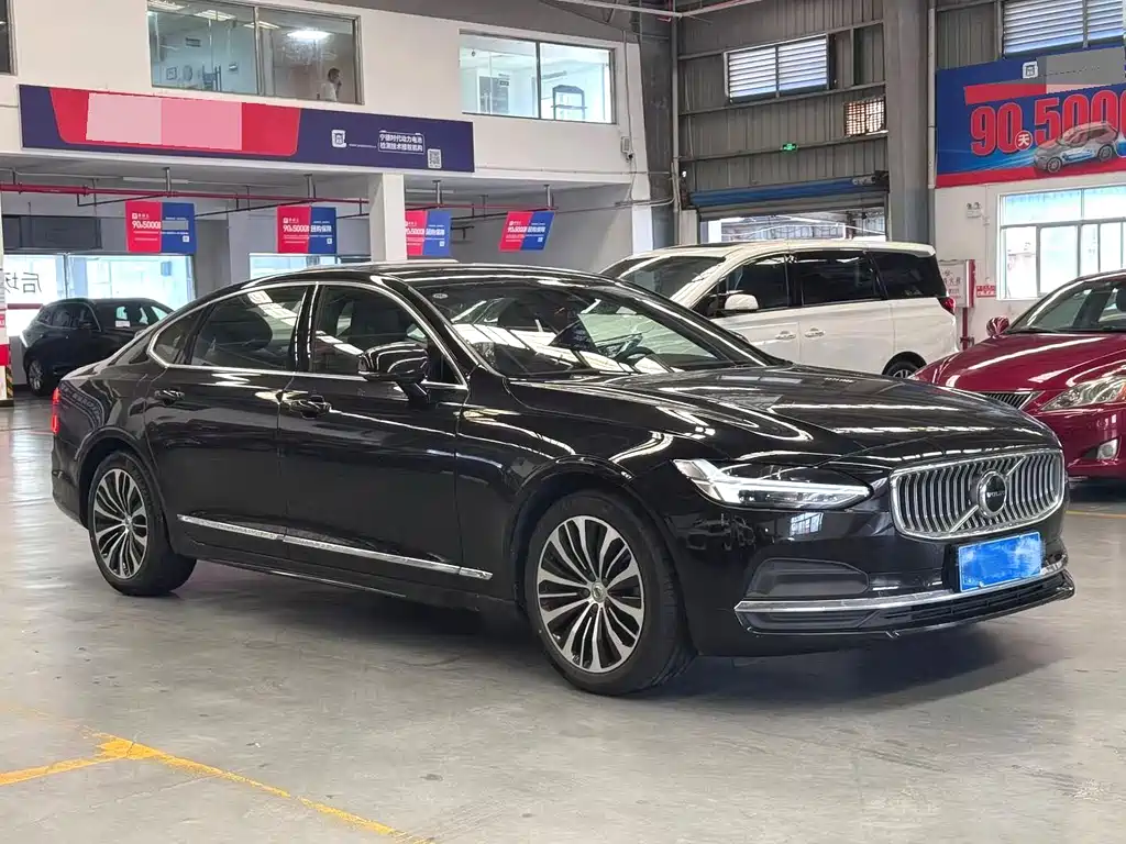 Volvo S90 — миниатюра 2