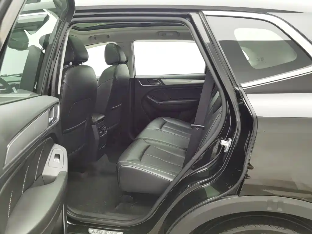 Roewe RX5 — миниатюра 15