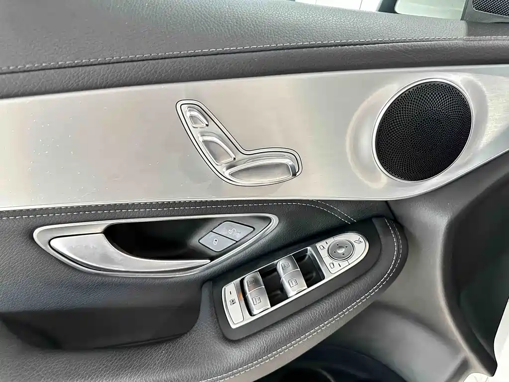 Mercedes-Benz GLC 2017 GLC 200 4MATIC