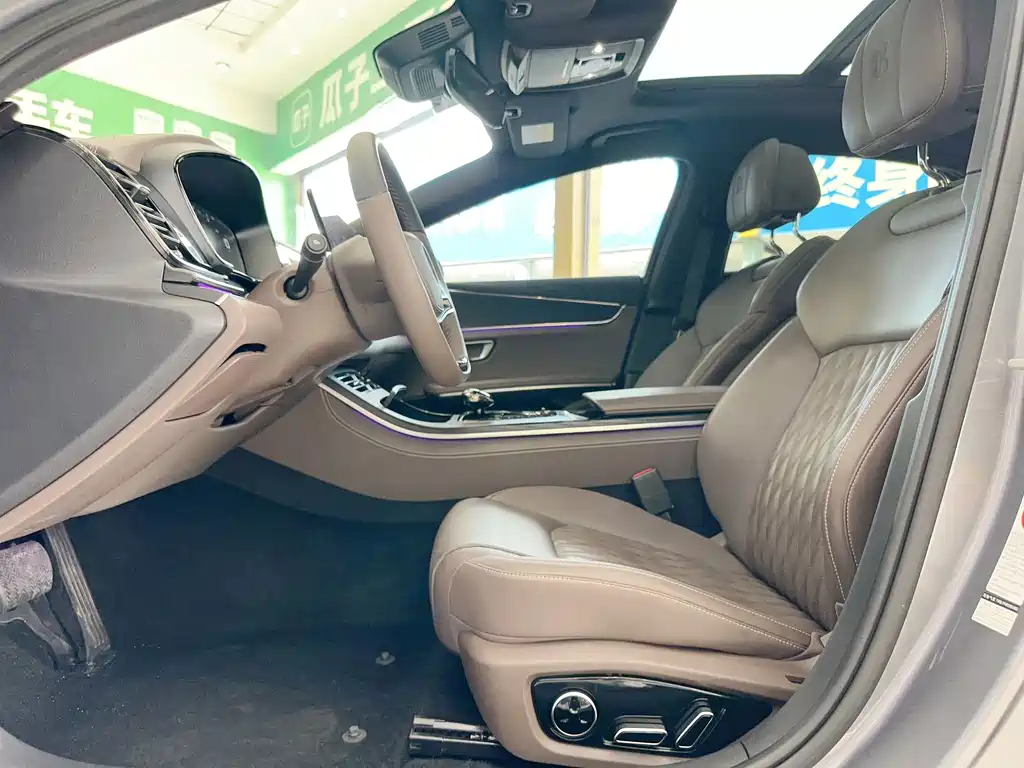 BYD Han — миниатюра 7