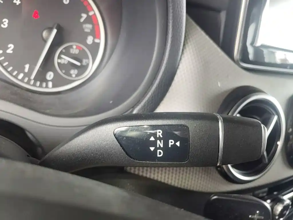 Mercedes-Benz B-Class — миниатюра 14