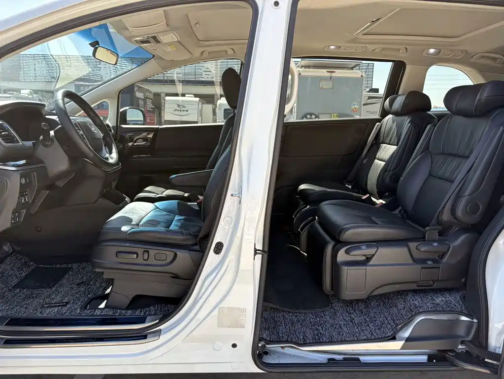 Honda Odyssey — миниатюра 8