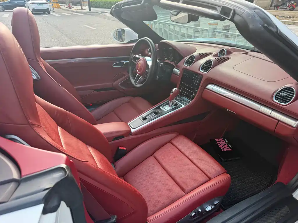 Porsche 718 2022 Boxster 2.0T