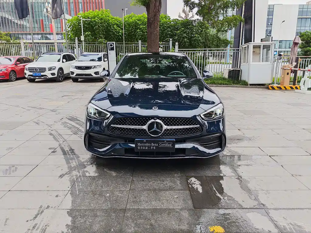 Mercedes-Benz C-Class — миниатюра 3