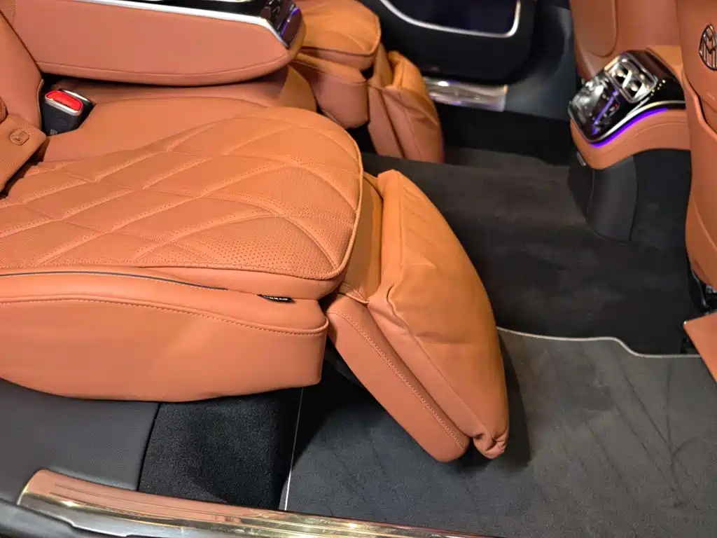 Mercedes-Benz S-Class — миниатюра 21