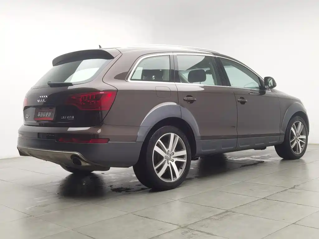 Audi Q7 — миниатюра 2