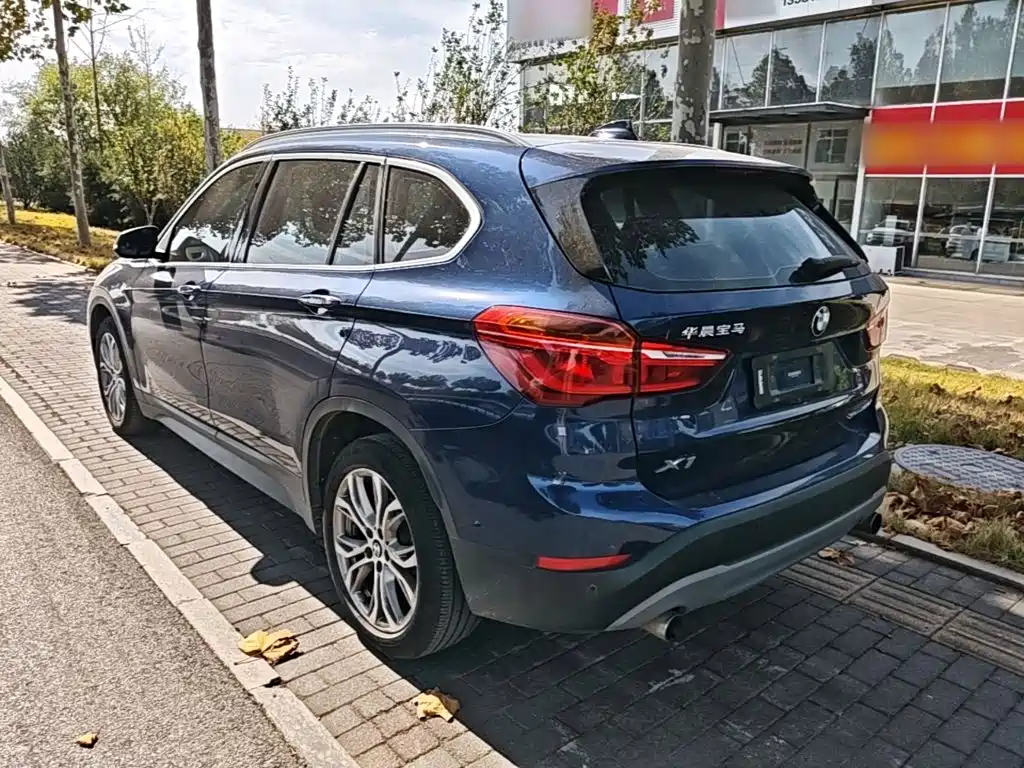 BMW X1 — миниатюра 5