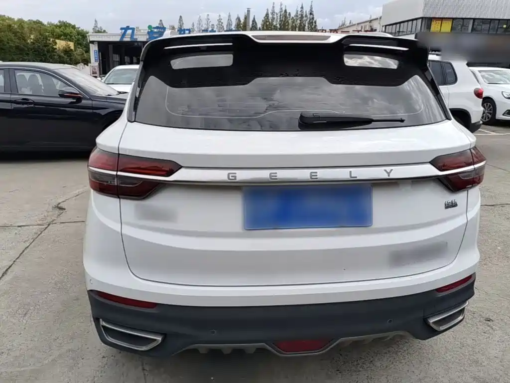 Geely Binyue — миниатюра 6
