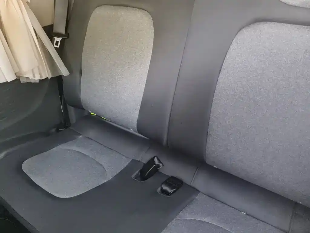 Wuling MINIEV — миниатюра 13