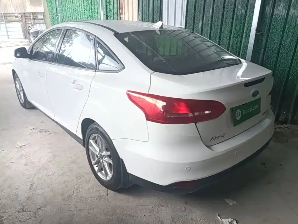 Ford Focus — миниатюра 5
