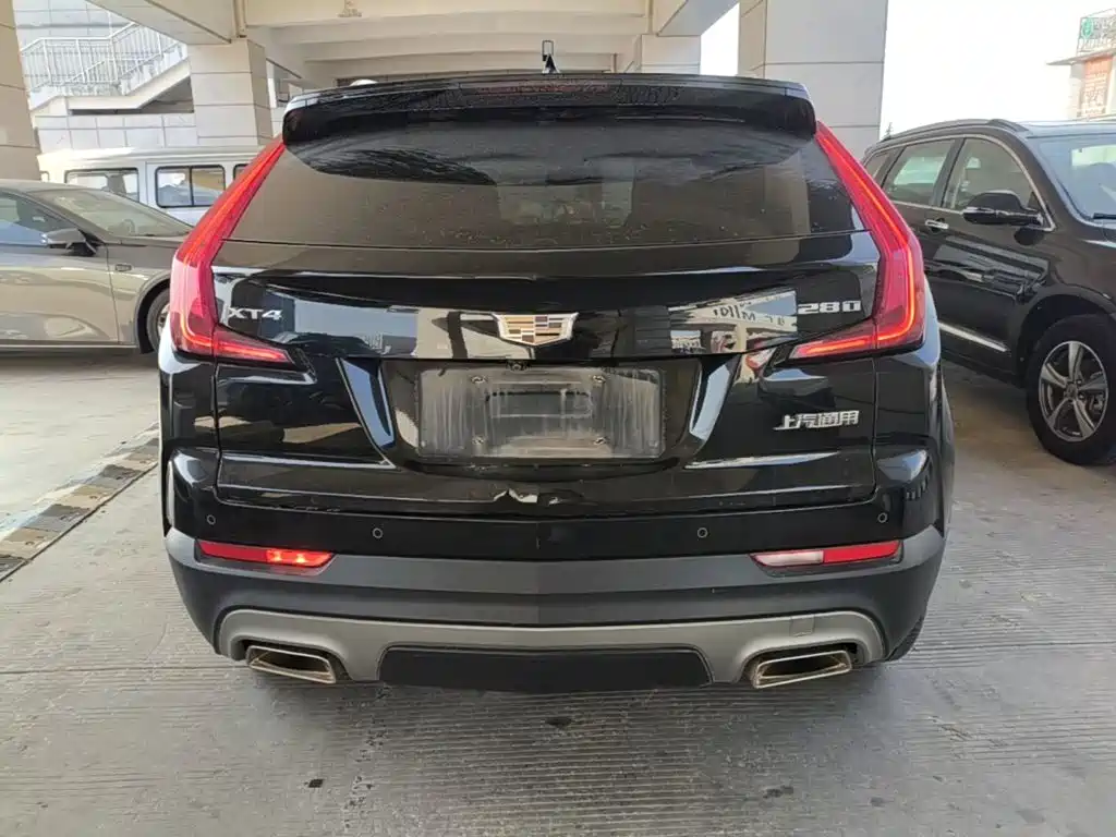 Cadillac XT4 — миниатюра 6