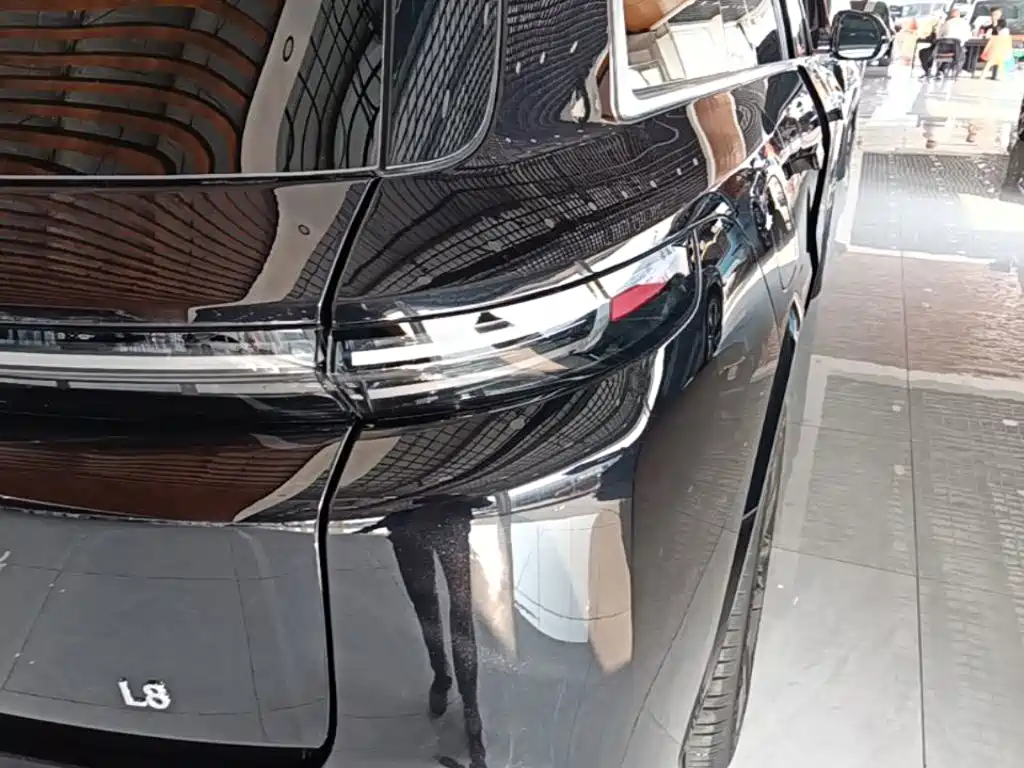 Li Auto Li L8 — миниатюра 8