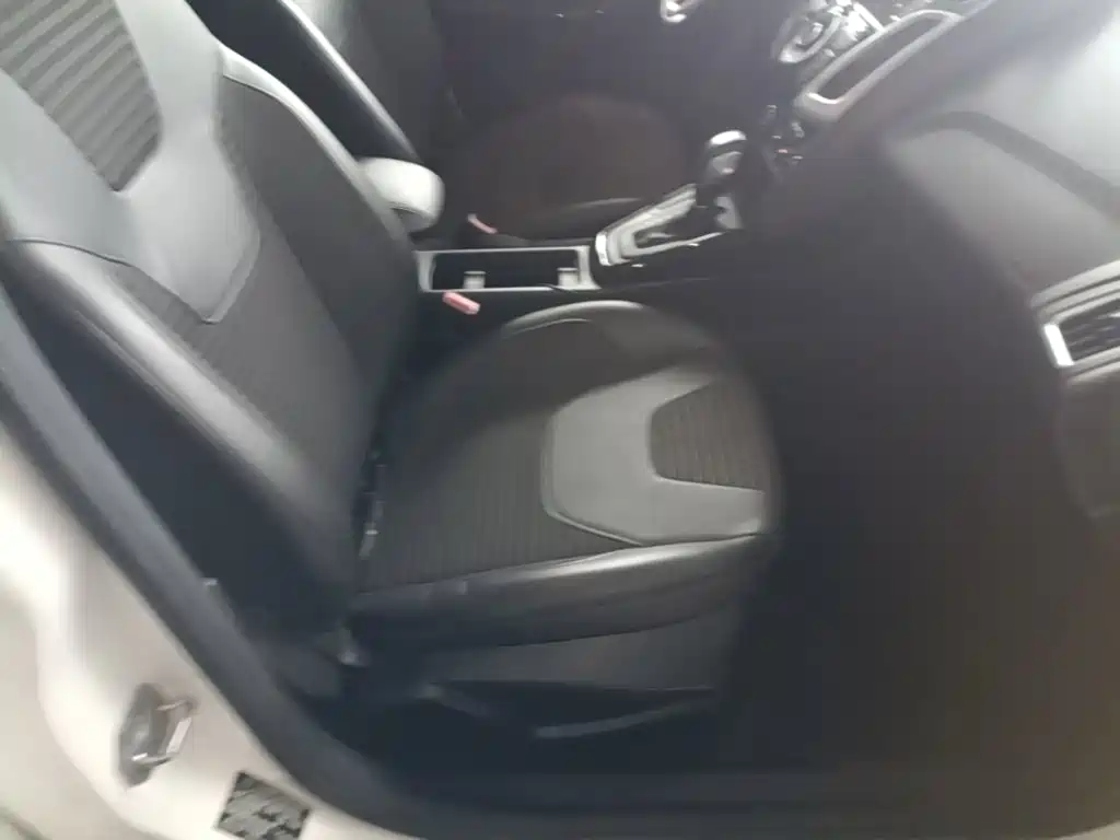 Ford Focus — миниатюра 25