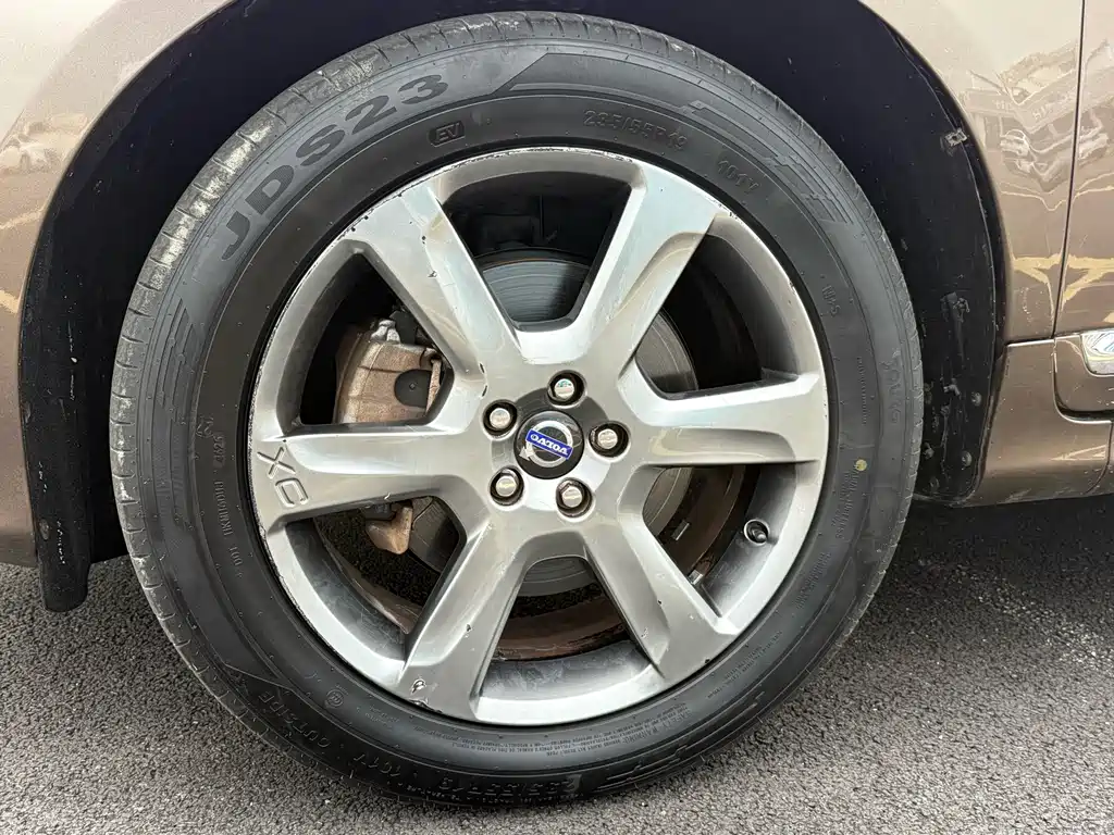 Volvo XC60 (Import) — миниатюра 31