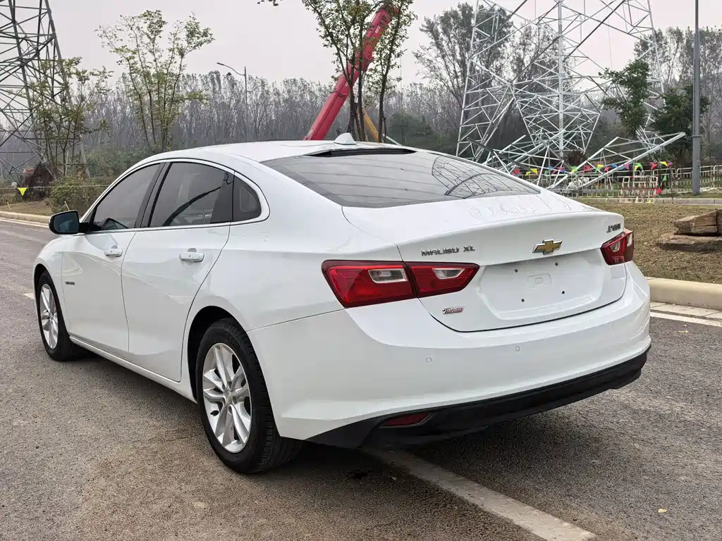 Chevrolet Malibu XL — миниатюра 18