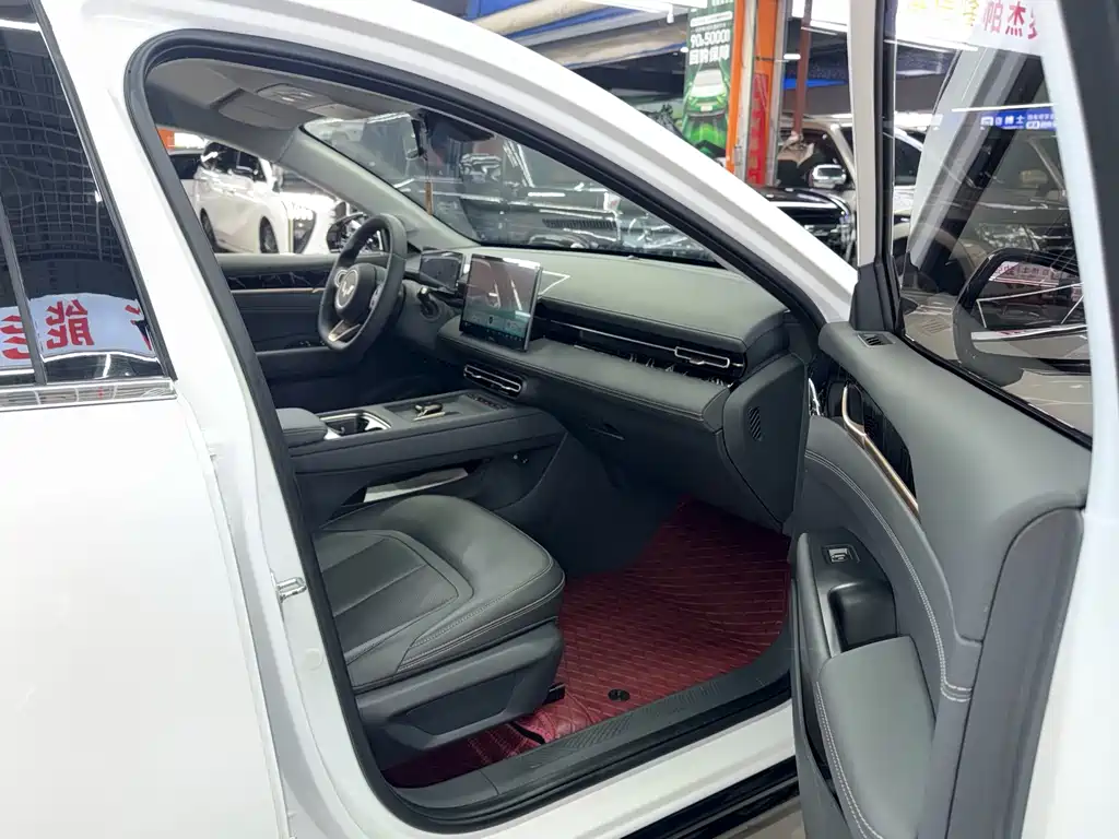 Wuling Xingguang — миниатюра 16