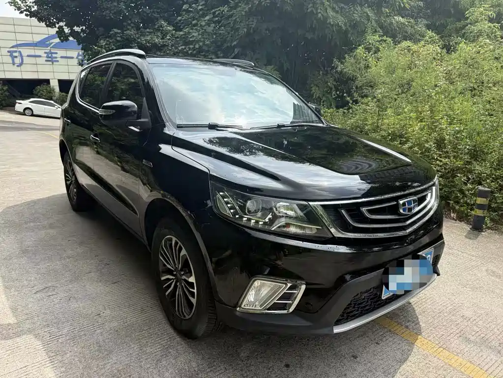 Geely Vision X6 — миниатюра 6