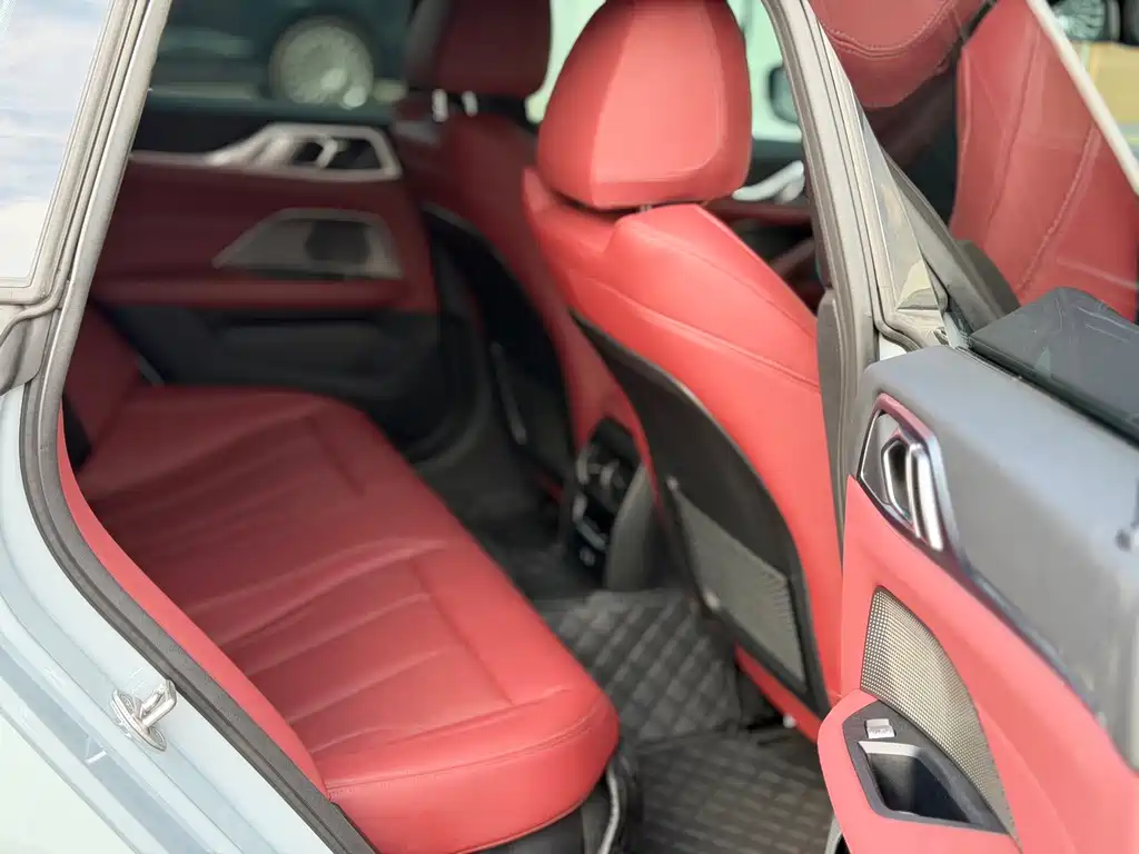 BMW i4 — миниатюра 15