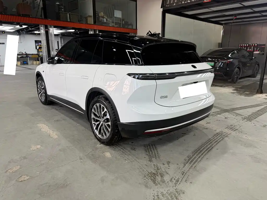 NIO ES6 — миниатюра 3