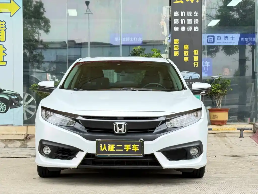 Honda Civic 2016 220TURBO CVT