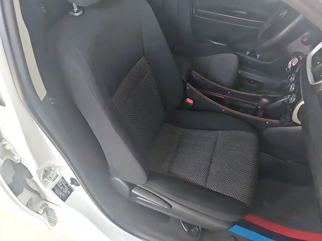 Toyota Vios — миниатюра 25