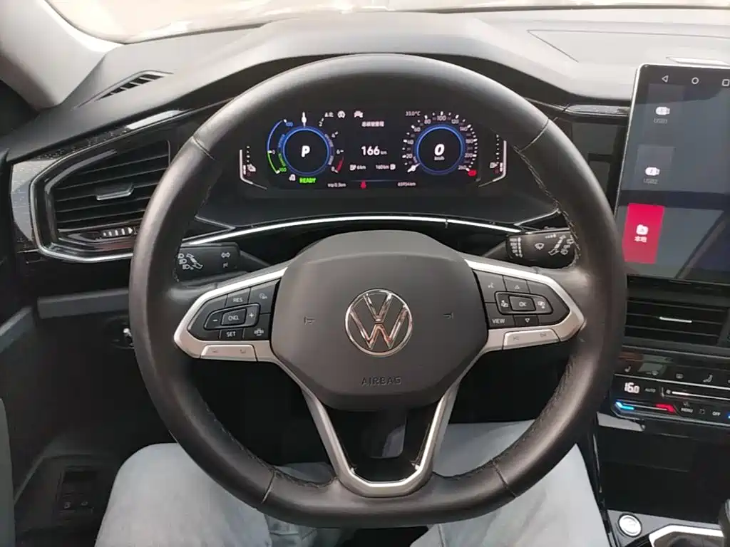 Volkswagen Tayron GTE — миниатюра 11