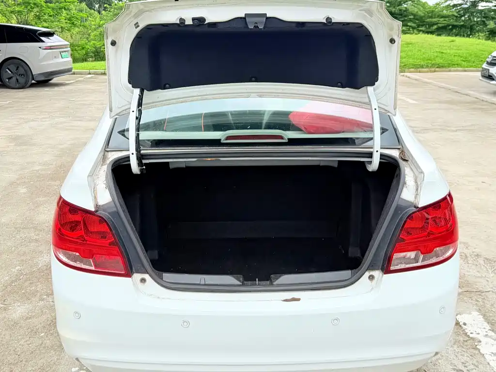 Chevrolet Sail 2015 3 1.3L MT