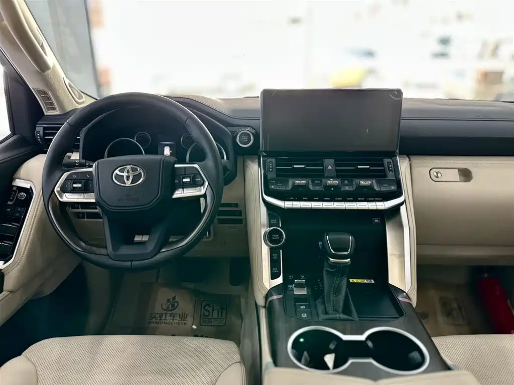 Toyota Land Cruiser 2025 3.5T