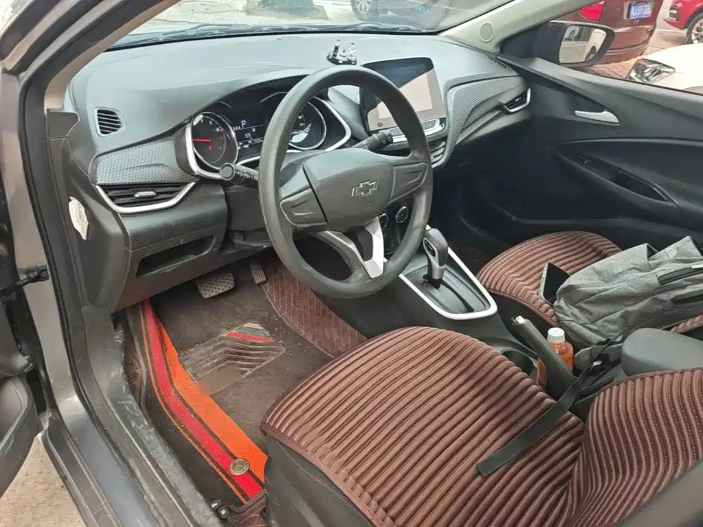 Chevrolet Cavalier — миниатюра 10