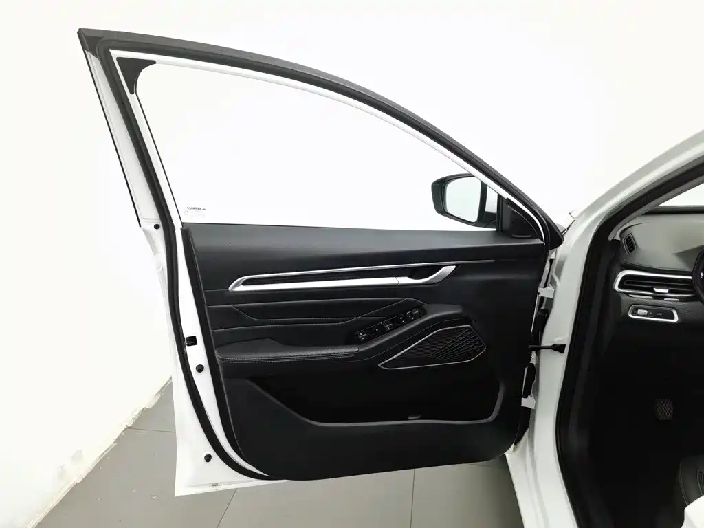 Geely Emgrand — миниатюра 8