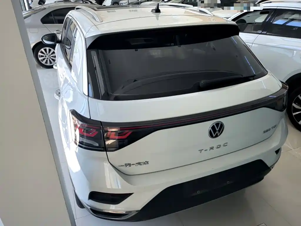Volkswagen T-Roc — миниатюра 5