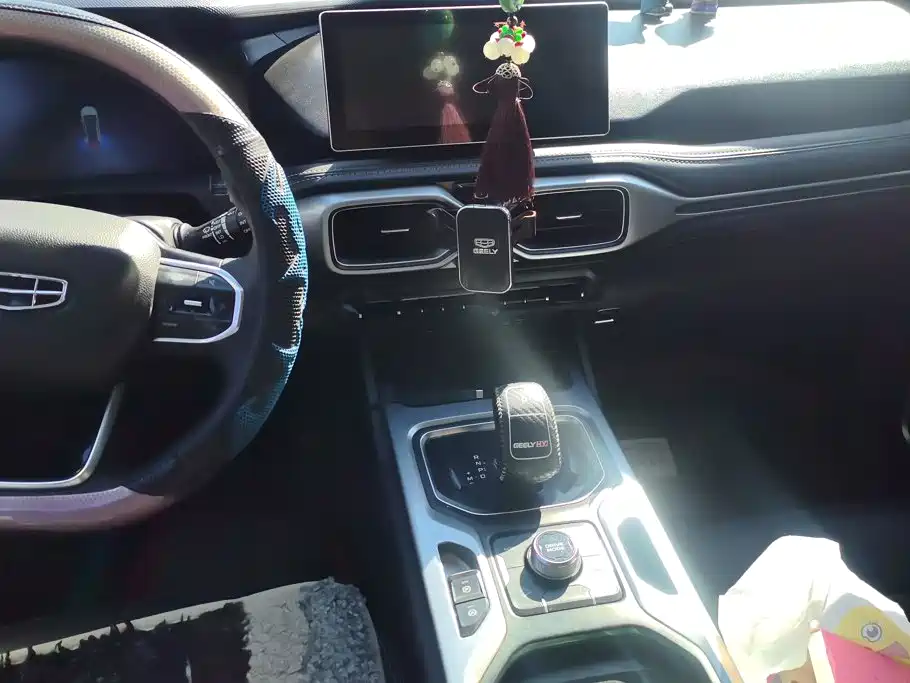 Geely Haoyue — миниатюра 13