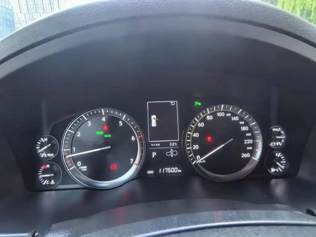 Lexus LX — миниатюра 19