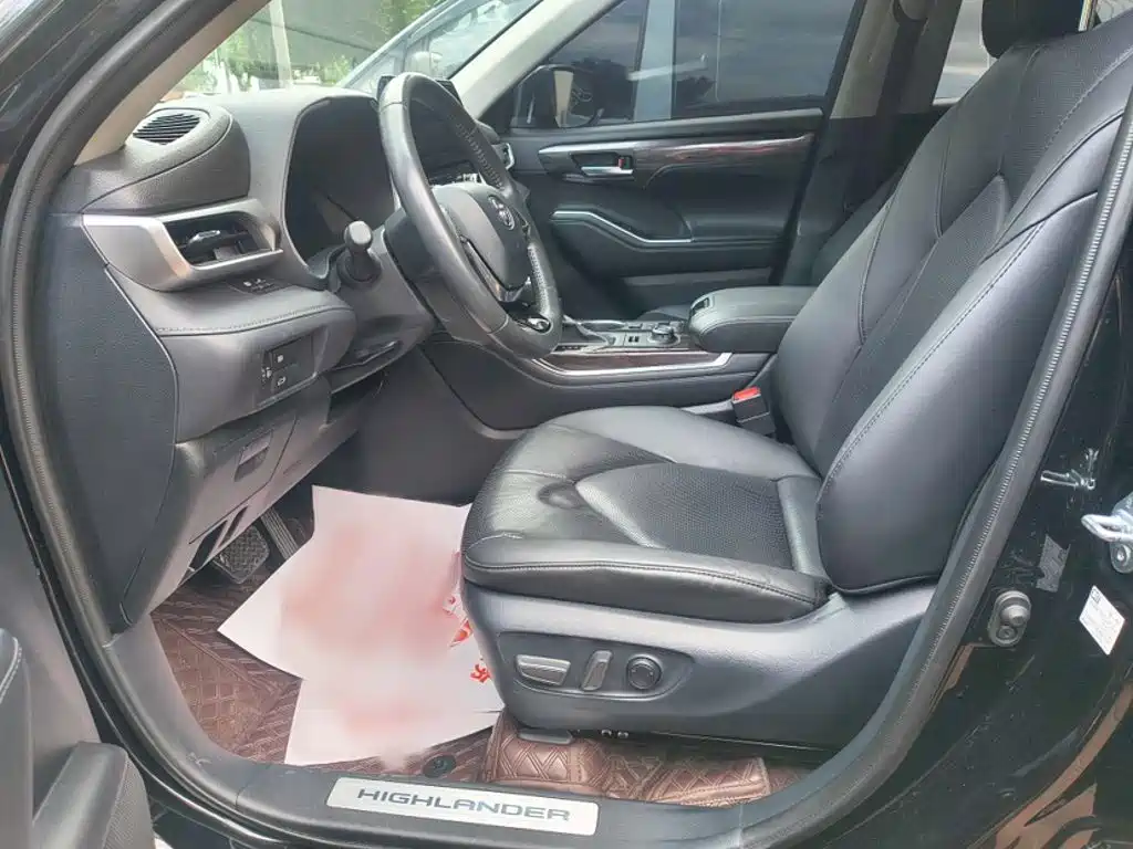 Toyota Highlander — миниатюра 18